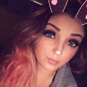 Meet your Posher, Jacqueline